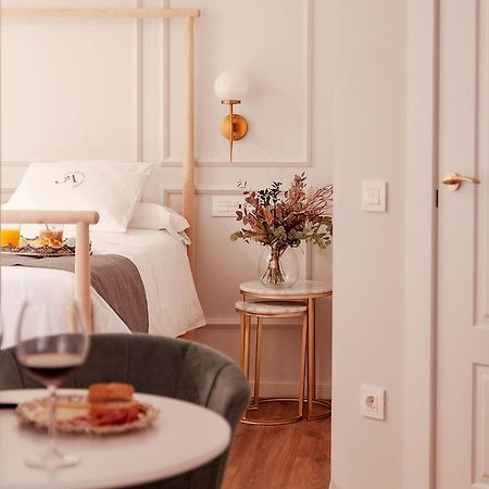 Aniana Alojamiento Boutique Λογκρόνο Εξωτερικό φωτογραφία